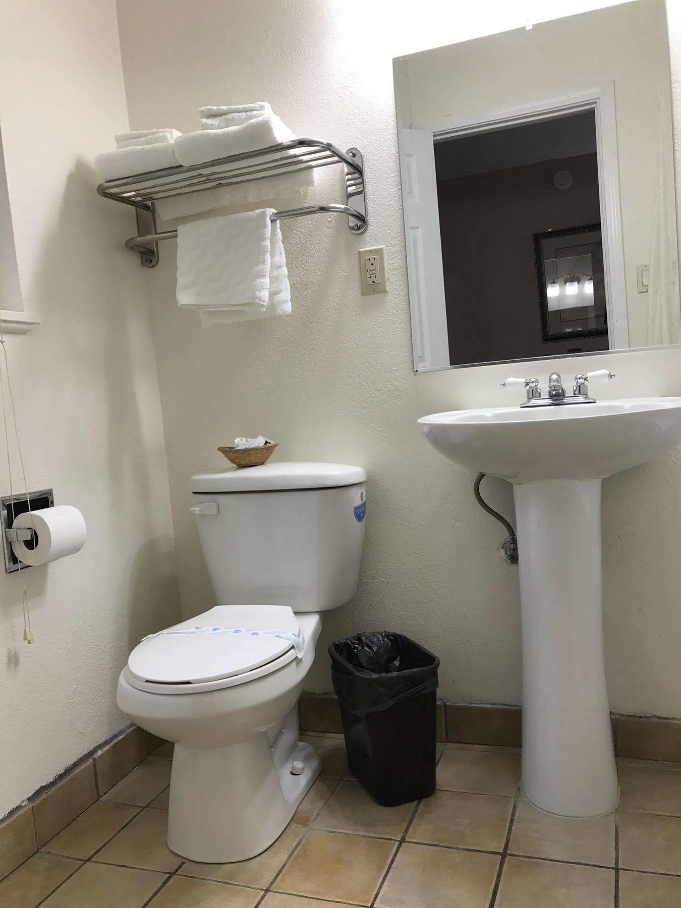 Townhouse Motel 위드 외부 사진